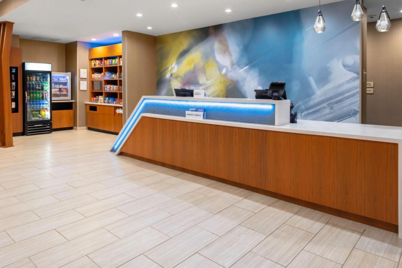 Springhill Suites Kansas City Airport ภายนอก รูปภาพ