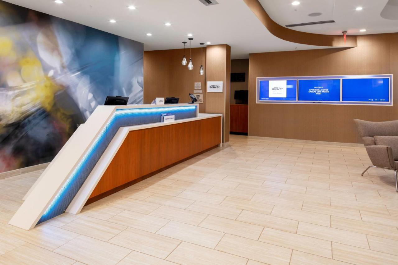Springhill Suites Kansas City Airport ภายนอก รูปภาพ