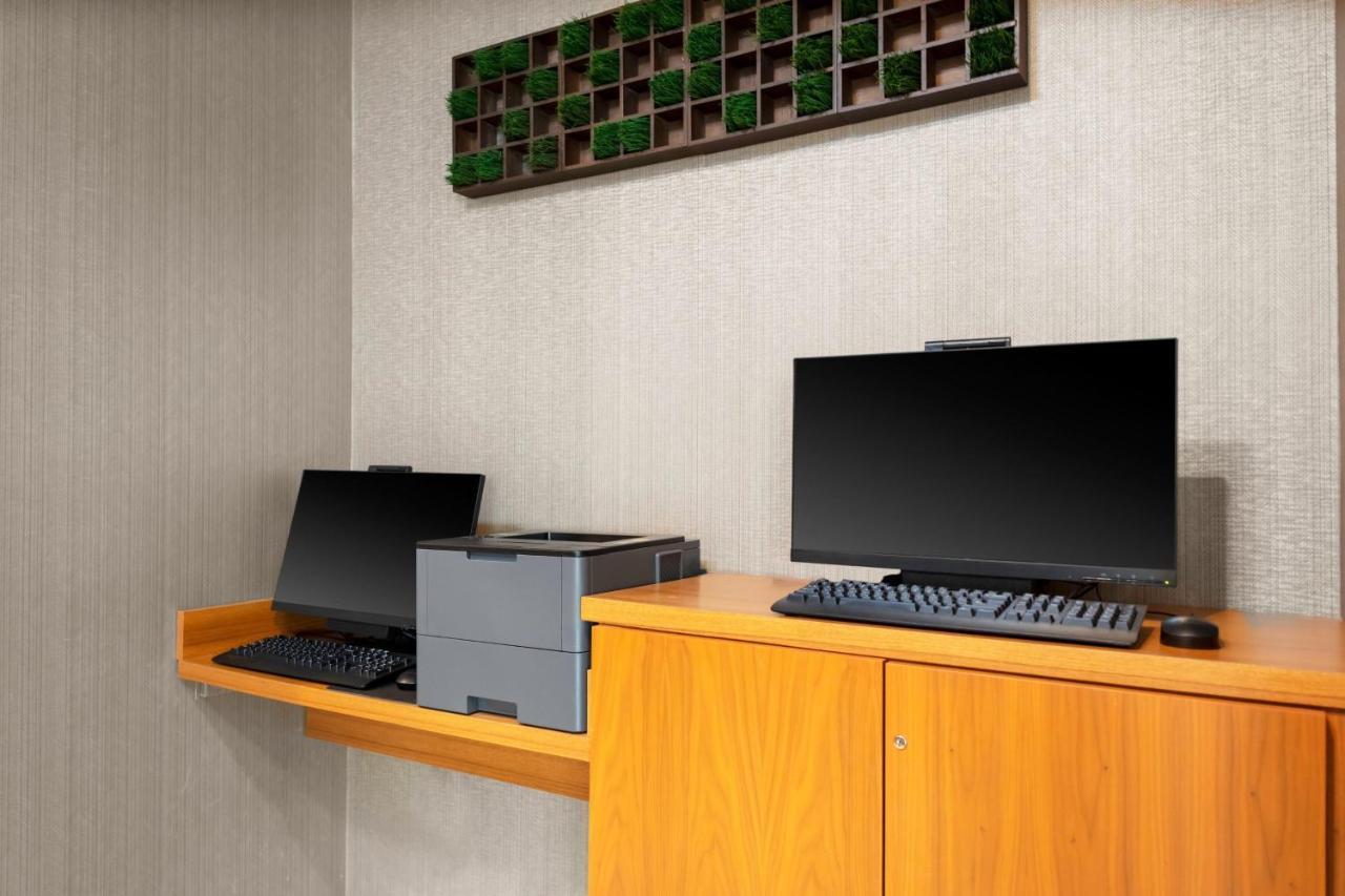 Springhill Suites Kansas City Airport ภายนอก รูปภาพ